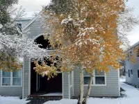Delightful Summit Cove Condo - perfect all seasons! Hotels in Dillon
