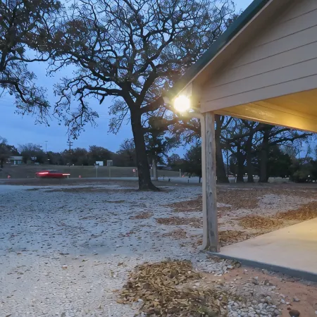 Gorgeous 2 Bed 2 Bath House on 3 Acres on Hwy 82