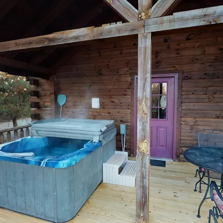 Evening Star Cabins, Secluded and peaceful in charming Hocking Hills