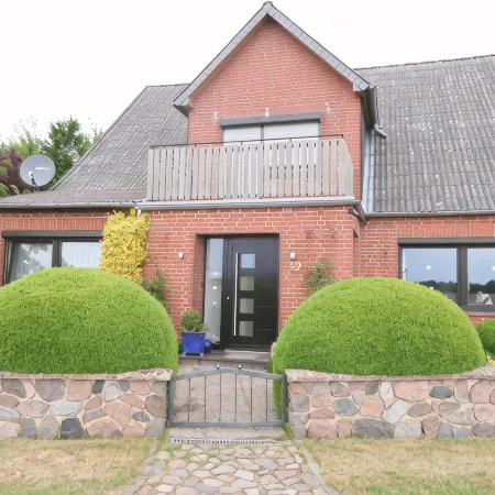 You will find relaxation and a peaceful idyll here in the Apartment-Feldsteingarten