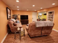 Fairway Haven at the Falls – Golf, Shops, Dining! 10-12 Mins. Equestrian Center - Kitchens