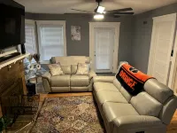 New 5 Bed 2 Bath near Syracuse University and Downtown with Plenty of Parking - บังกะโล
