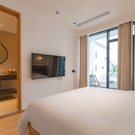 Yingfei July Homestay (Tonglu OMG Heartbeat Paradise Yaolin Fairyland Branch)