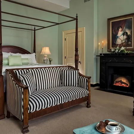 Rachael's Inner Harbor Boutique Inn