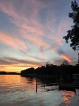 Lake Sinclair Cottage! Open Water Views, 2Br/1BA, Kayaks, Dock Access.Near Ramps