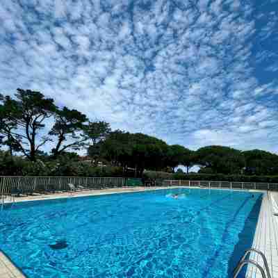 Logement Piscine Résidence Chiberta et Golf Fitness & Recreational Facilities