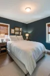 Charming Hydrangea Cottage in Sewickley Village 4bd/1.5 b - 20 min to Pittsburgh