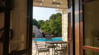 Liladi Stone-Built Villa With Exclusive Pool.