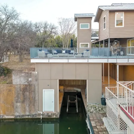 Luxury on Lake LBJ with Hot Tub Firepit & Boat Slip