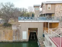 Luxury on Lake LBJ with Hot Tub Firepit & Boat Slip