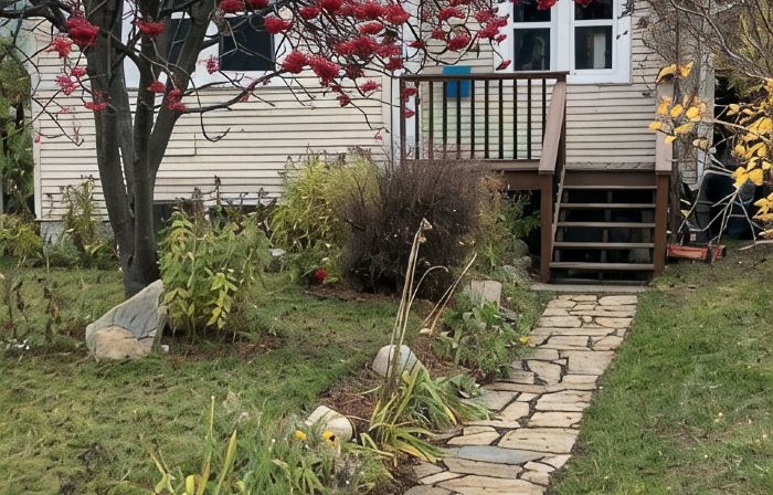 Natural Nook by Nelson lakeside park. Downtown walkable and pet friendly!
