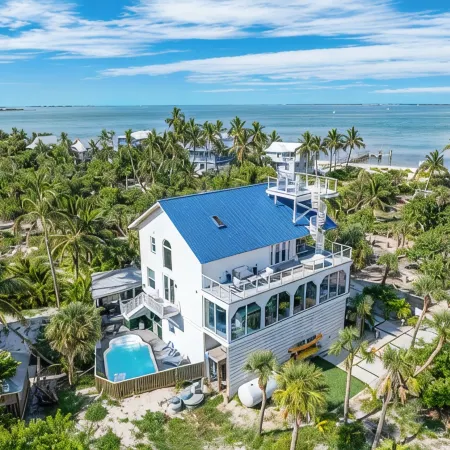 4 Bedroom Beach Home on a Private Island with a Private Pool Hotele w: Captiva