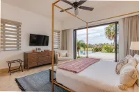 Diamante Golf Villa on Oasis Course Four bedroom home with full-time housekeeper