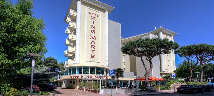 Color King Marte Village Hotels in Ravenna