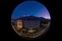 Omama Hotel - Bergblick