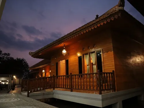 Family Villa Gentong - Homestays