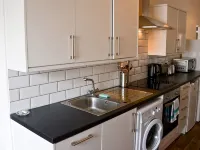 Corner House Apartment - 3-Star