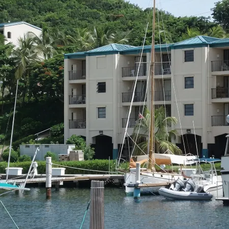 Newly Renovated Sapphire Beach Studio w/Balcony & Spectacular Ocean View
