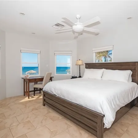 Coco Kai Beach Front Villa with Heated Pool and Private Dock