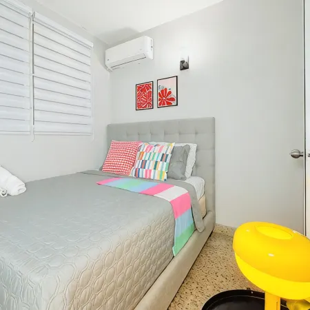 Aga House TU Casa EN PR  3 Cuartos, 2 Banos, Piscina, TV EN Cada Cuarto.