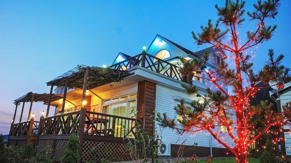 Moojoo Jeonmangdae Pension