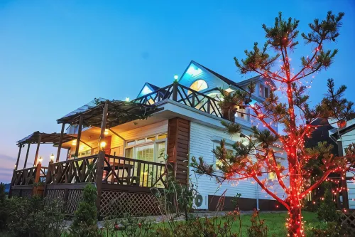 Moojoo Jeonmangdae Pension - Homestays
