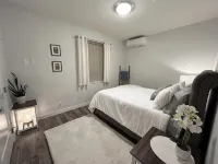Wine Country Home w/ Hot Tub & Views | Vino Villa Hotels in Oliver