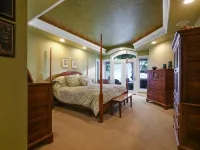 Family lake retreat w/ hot tub! Amazing sunsets! - Wifi