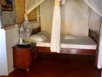 Piscine bimoko Hotels in Diana
