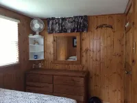 Cozy little cottage on beautiful Pine Lake Hotels in Barry County
