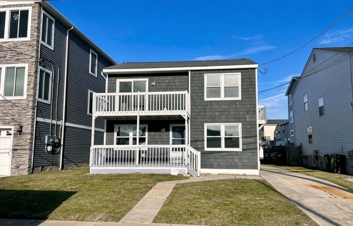 Cozy and quiet beach 1st floor condo just steps from the beach!