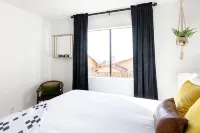 B5- Desert Gem, Spacious, Welcoming, 2BR - Apartments