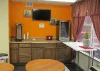 Red Carpet Inn - Augusta