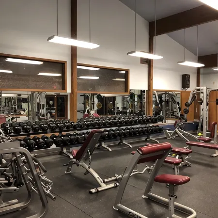 Country Club Reining Deer Ranch! AC/Golf/Grill!