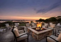 Avila Serenity Suites - For 6 - Homestays