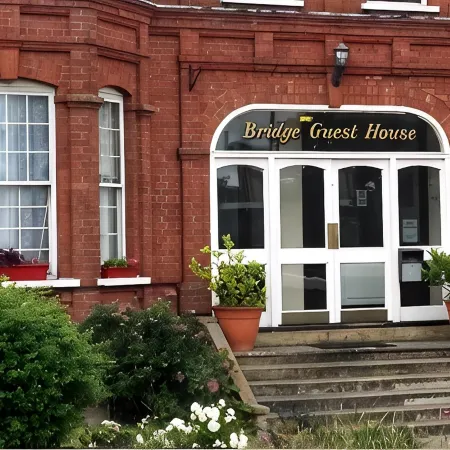 Bridge Guest House Отели в г. Ипсуич
