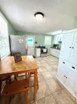 Charming 2-bedroom house in Perry with AC, WiFi - 3-Star
