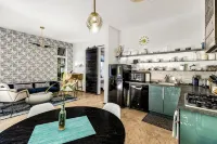 Sleek Baca Railyard Gem by Cafecito w/ Patio, Laundry, Full Kitchen - Condos