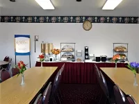 Super 8 by Wyndham West Kelowna BC - 2-Star