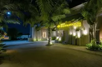 Taman Dharmawangsa Suites - Villas