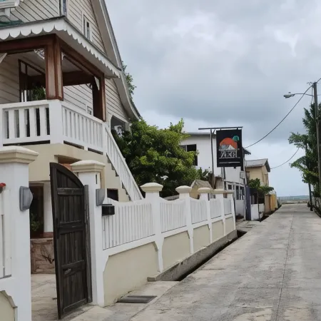 One South Place Hotel
