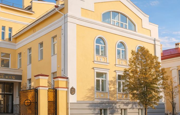 Karl House (Карл Хаус)