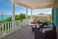 Breathtaking Views, Outstanding Accommodation - Pool, Deck & Solar - appartements de vacances