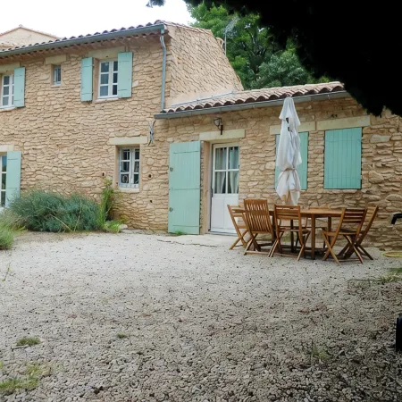 Charming 3-Bedroom Home with a Private Pool at the Foot of Mont Ventoux. Stunning View