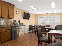 Baymont by Wyndham Sanford Hotels in Lee County
