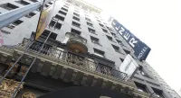 The Wayfarer Downtown La, Tapestry Collection by Hilton Hotels near Microsoft Theater