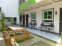 Joaquinn's Bed and Breakfast El Nido City near Beach Hotel dekat Pantai Seven Commandos