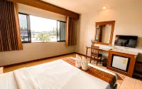 K2 Hotel @ Airport - Parvekkeita