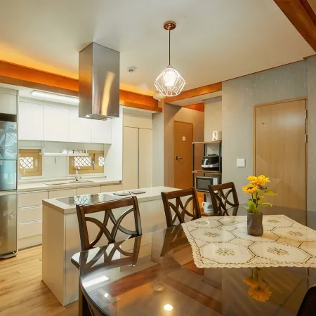 Shinan Rainbow Hanok Pension