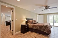 Njoy Luxury - MUST experience this exclusive and stunning lakeview home - Wifi
